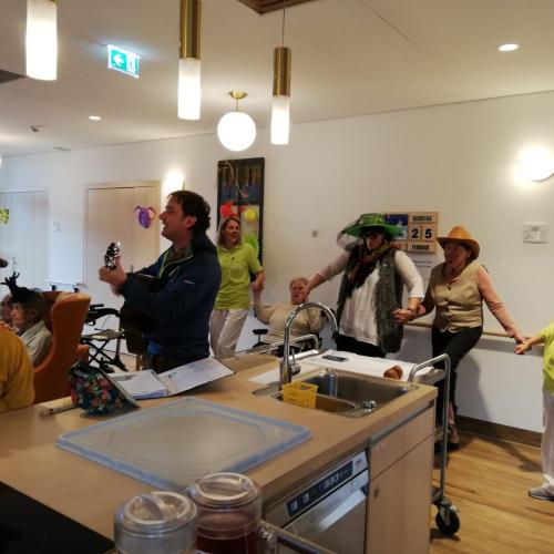 Faschingsbesuch_im_Altersheim_2020_5